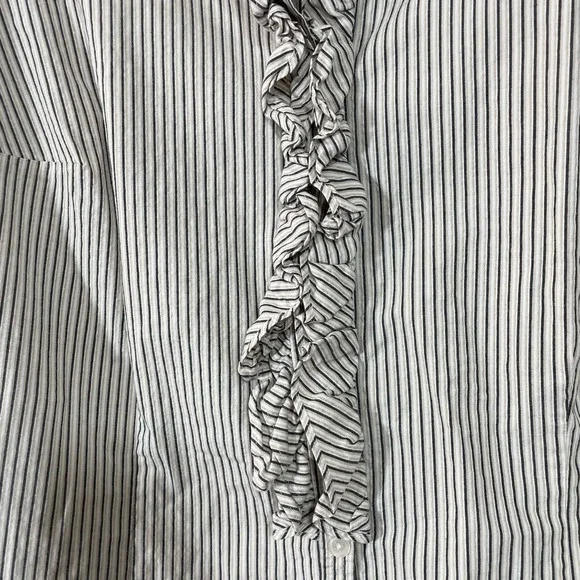 Lane Bryant Women's Plus Size Striped Ruffle Button Up Top - Size 18/20 - Blouse - Picture 3 of 6